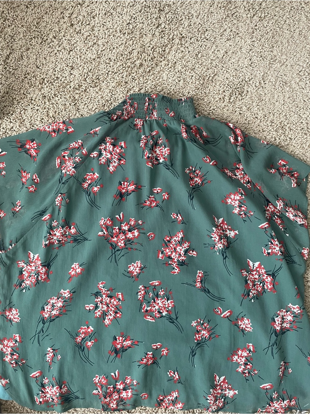 Madewell Woman’s Sleeveless blouse in SZ L in gently used condition - Picture 2 of 4